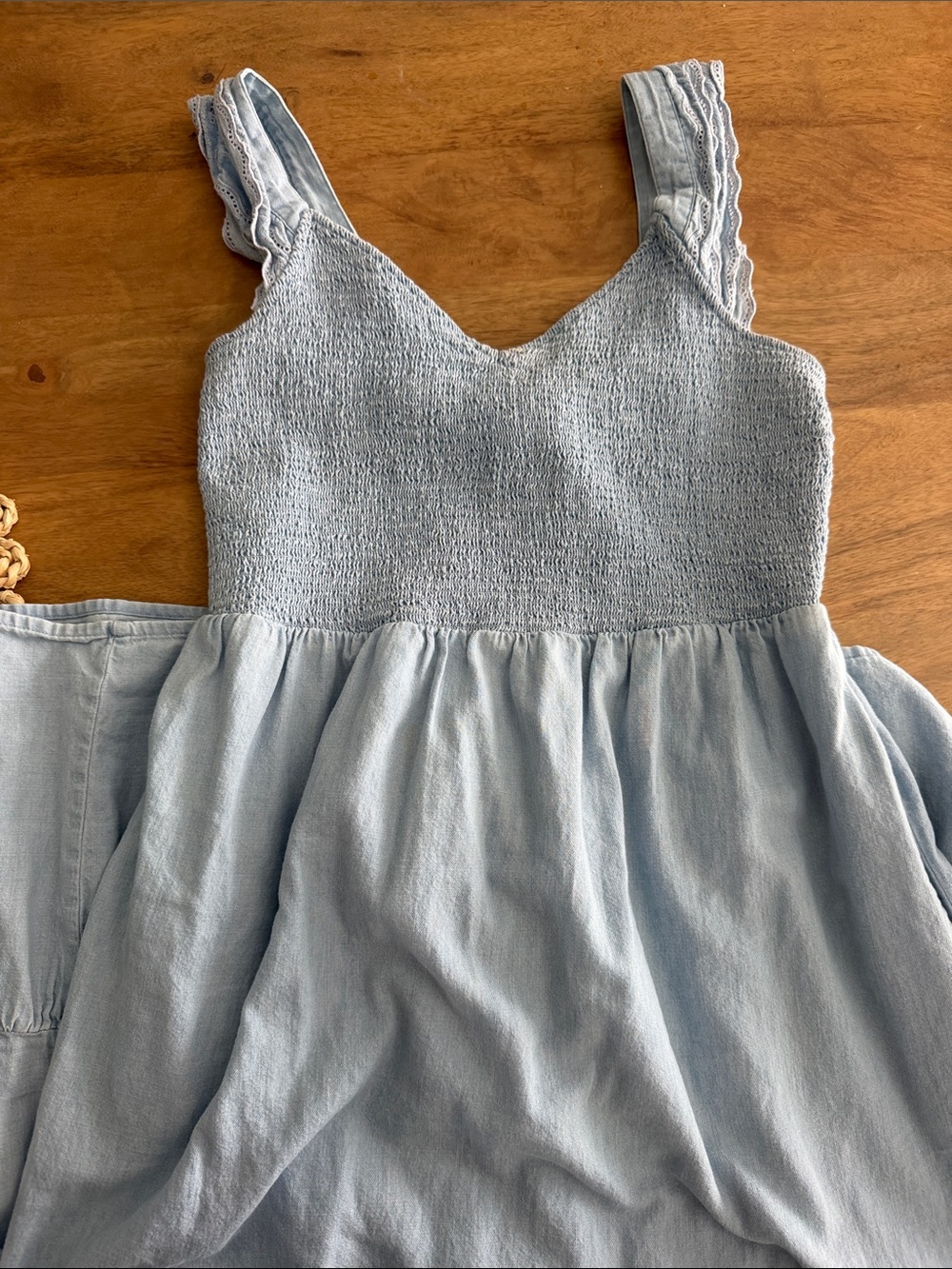 Women's Textured Smocked Tank Top - Light Blue